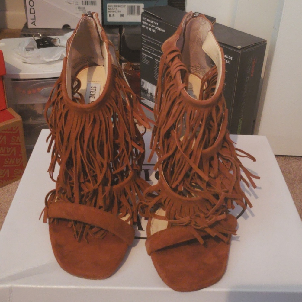 Steve Madden fringe heel sandals